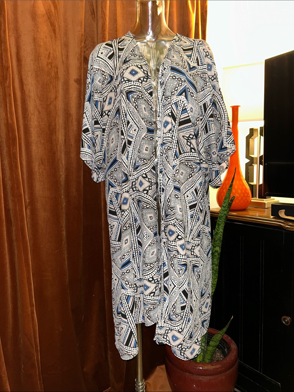 Massimo Blue, White & Black Geometric Print Open Front Kimono